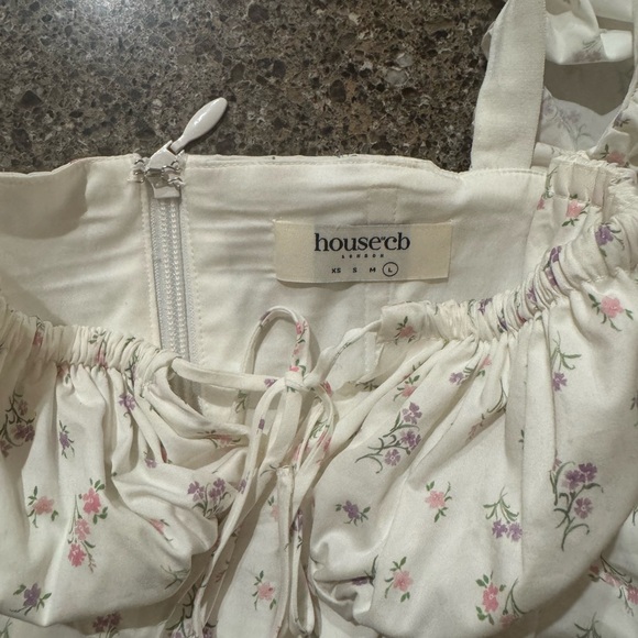 House of CB MILLICENT Puff Sleeve Crop Corset Top - Picture 3 of 11